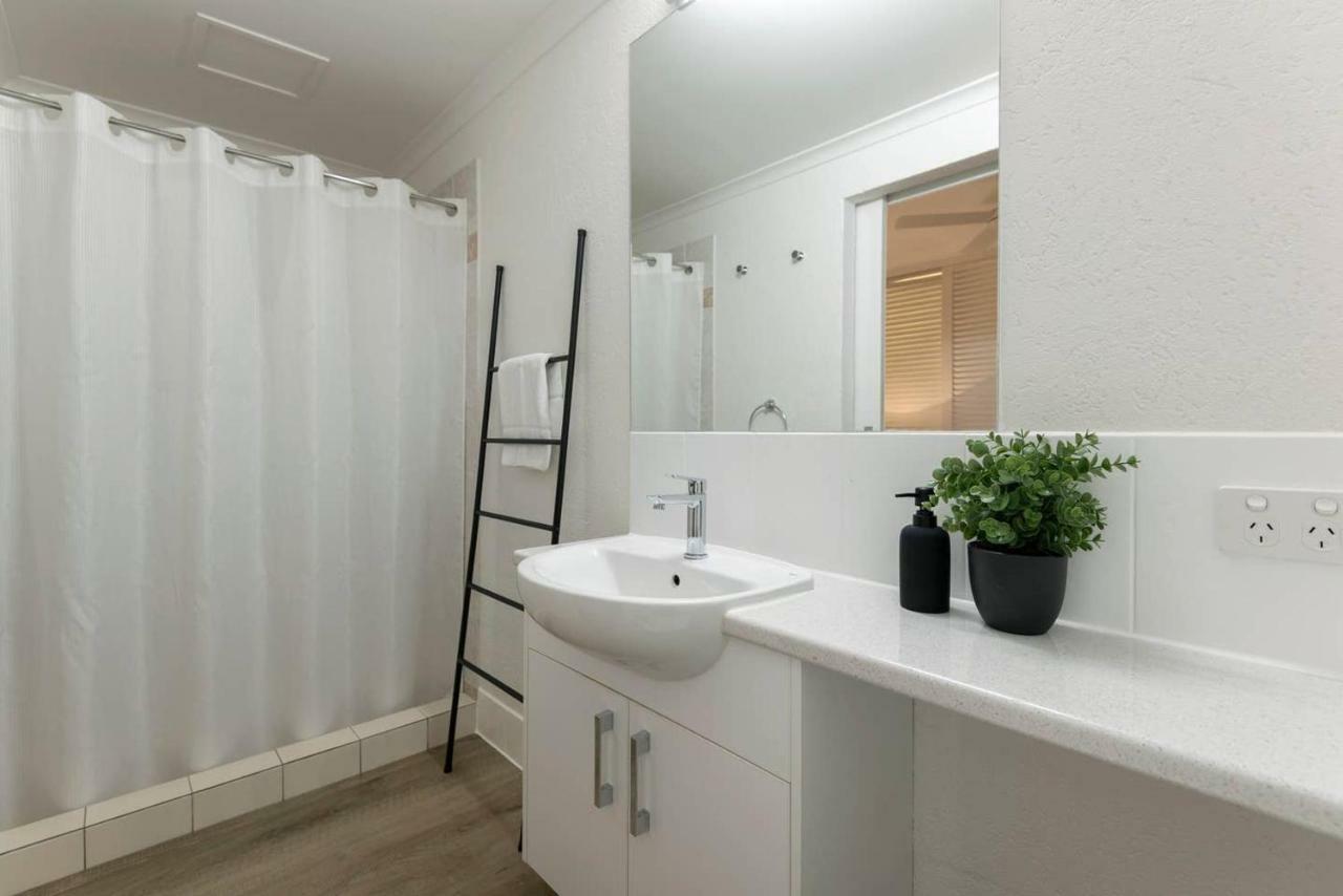 Ocean Palms Apartments Port Douglas Extérieur photo